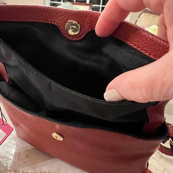 Vince Camuto -NWT Ruthie Small Crossbody Handbag Purse Black Leather MSRP $158 - Picture 6 of 9